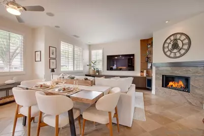  2537 Carriagedale Row, La Jolla, CA 92037 - Photo 10