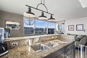 321 Tenth Ave, San Diego, CA 92101 - Photo 14