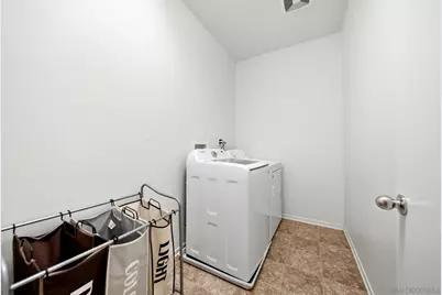  1360 Santa Victoria Rd #4, Chula Vista, CA 91913 - Photo 10
