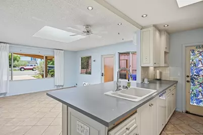  571 Marina Avenue, Coronado, CA 92118 - Photo 14