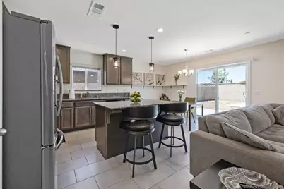  1976 W Ambassador Way, Hanford, CA 93230 - Photo 6
