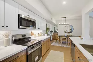 1020 E Washington Ave, Escondido, CA 92025 - Photo 2