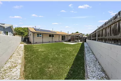  1412 Cornwall St, Spring Valley, CA 91977 - Photo 32