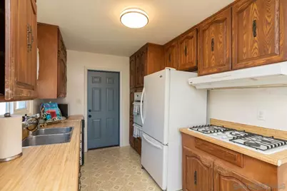  6881 Newberry Street, San Diego, CA 92120 - Photo 4