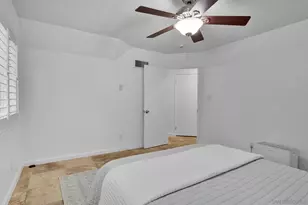7545 Charmant Dr, San Diego, CA 92122 - Photo 16