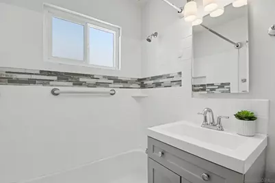  802 Vanderbilt Pl, San Diego, CA 92103 - Photo 12