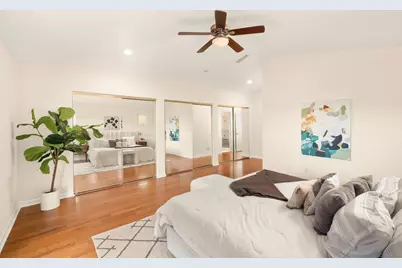  438 H, Coronado, CA 92118 - Photo 32
