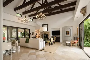 1040 Crest Dr, Encinitas, CA 92024 - Photo 2