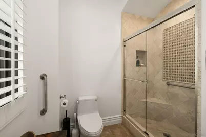 1040 Crest Dr, Encinitas, CA 92024 - Photo 24