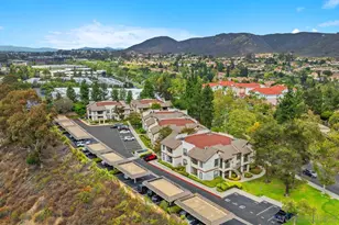 10921 Sabre Hill Dr, San Diego, CA 92128 - Photo 4