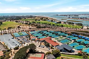 3063 Barnard St, San Diego, CA 92110 - Photo 2