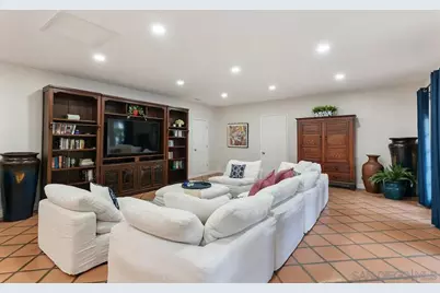  1005 Solymar Drive, La Jolla, CA 92037 - Photo 16