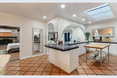  1005 Solymar Drive, La Jolla, CA 92037 - Photo 12