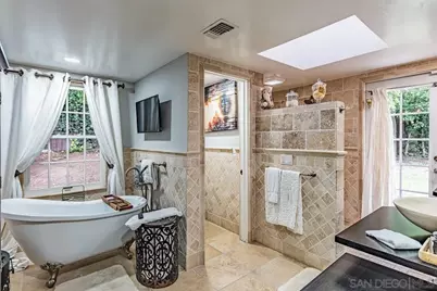  1005 Solymar Drive, La Jolla, CA 92037 - Photo 18