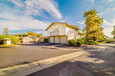  139 Sinaloa Court, Solana Beach, CA 92075 - Photo 2