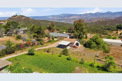  133 La Cresta Heights Rd, El Cajon, CA 92021 - Photo 26