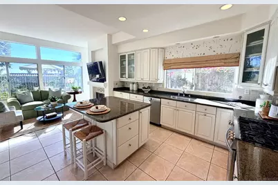  5735 Caminito Empresa, La Jolla, CA 92037 - Photo 8