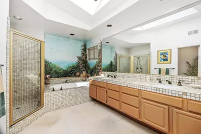  5735 Caminito Empresa, La Jolla, CA 92037 - Photo 14