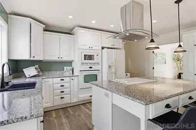  29059 Meadow Glen Wy, Escondido, CA 92026 - Photo 14