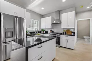 838 C Ave, Coronado, CA 92118 - Photo 14