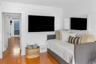 1604 Pomona, Coronado, CA 92118 - Photo 12