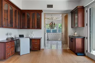 7157 Fay Ave, La Jolla, CA 92037 - Photo 8