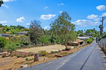  974 Via Hillview, Fallbrook, CA 92028 - Photo 38