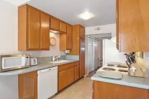 450 W Vermont Ave, Escondido, CA 92025 - Photo 10