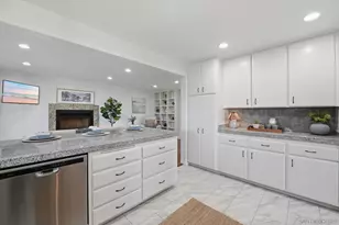 4165 Manchester Ave, Encinitas, CA 92024 - Photo 12