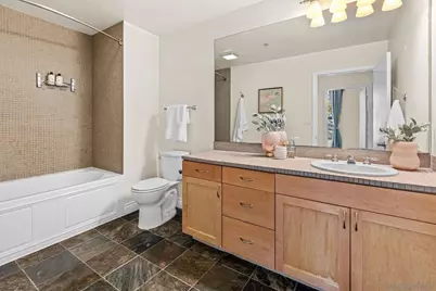  1150 J Street #204, San Diego, CA 92101 - Photo 22