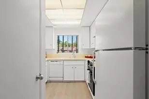 12140 Rancho Bernardo Dr, San Diego, CA 92128 - Photo 14