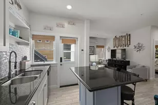 1106 4th St, Coronado, CA 92118 - Photo 10