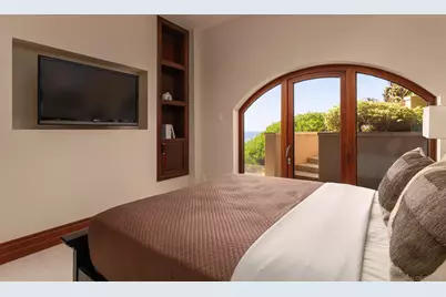  1828 Spindrift Dr, La Jolla, CA 92037 - Photo 44