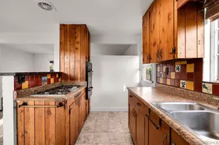 2002 Noble St, Lemon Grove, CA 91945 - Photo 18
