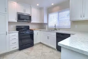 386-90 Richardson Ave, El Cajon, CA 92020 - Photo 8