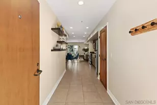 801 W Hawthorn St, San Diego, CA 92101 - Photo 18