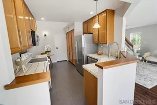8391 Suntree Pl, San Diego, CA 92119 - Photo 12