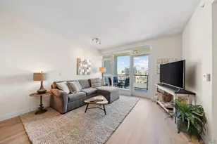 325 Seventh Ave, San Diego, CA 92101 - Photo 12