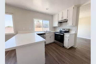  141 Rainier, Chula Vista, CA 91911 - Photo 2