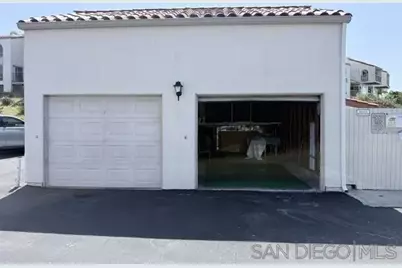  6575 Paseo Del Norte #Unit I, Carlsbad, CA 92011 - Photo 2