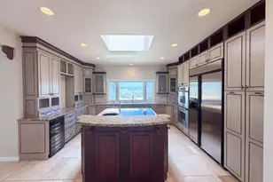 30181 Via Maria Elena, Bonsall, CA 92003 - Photo 8