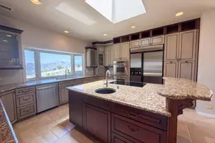 30181 Via Maria Elena, Bonsall, CA 92003 - Photo 2