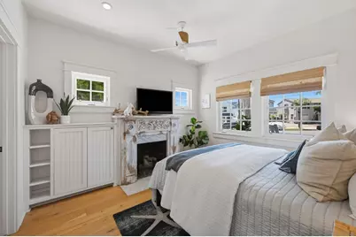  339 Palm, Coronado, CA 92118 - Photo 24