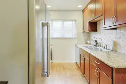  4834 West Mountain View Dr. #7, San Diego, CA 92116 - Photo 4