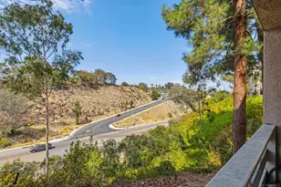 7263 Camino Degrazia, San Diego, CA 92111 - Photo 18