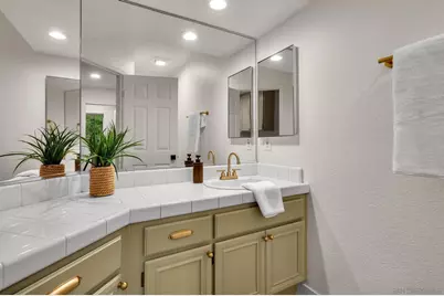  1847 Centennial Way, Escondido, CA 92026 - Photo 18