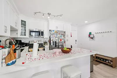  4600 Lamont St #204, San Diego, CA 92109 - Photo 4