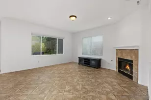 379 Edgewater Dr, San Marcos, CA 92078 - Photo 8