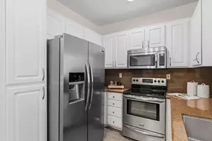2150 Camino De La Reina, San Diego, CA 92108 - Photo 10