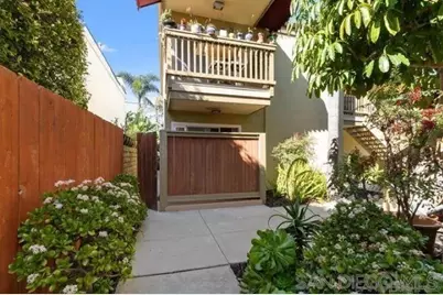 1964 Chalcedony #Unit 4, San Diego, CA 92109 - Photo 10